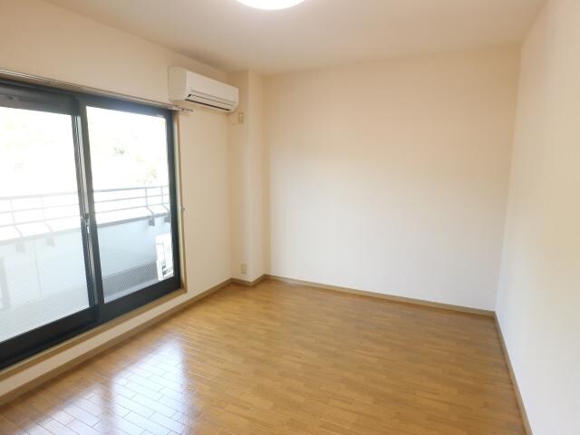 学園前駅 バス12分  松陽台2丁目下車：停歩5分 3階の物件内観写真