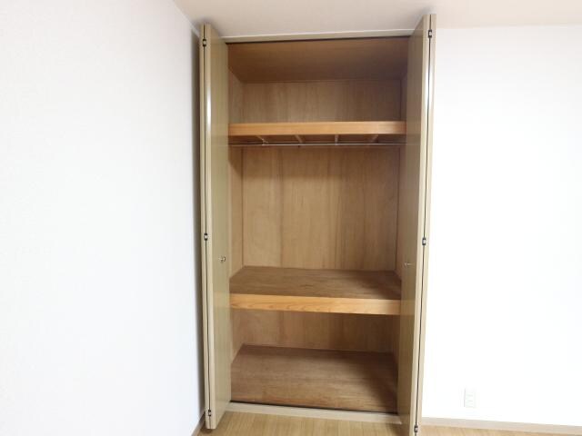 学園前駅 バス12分  松陽台2丁目下車：停歩5分 3階の物件内観写真