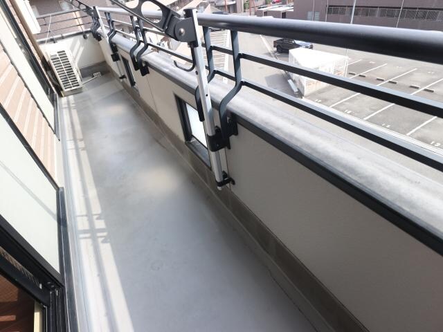 学園前駅 バス12分  松陽台2丁目下車：停歩5分 3階の物件内観写真