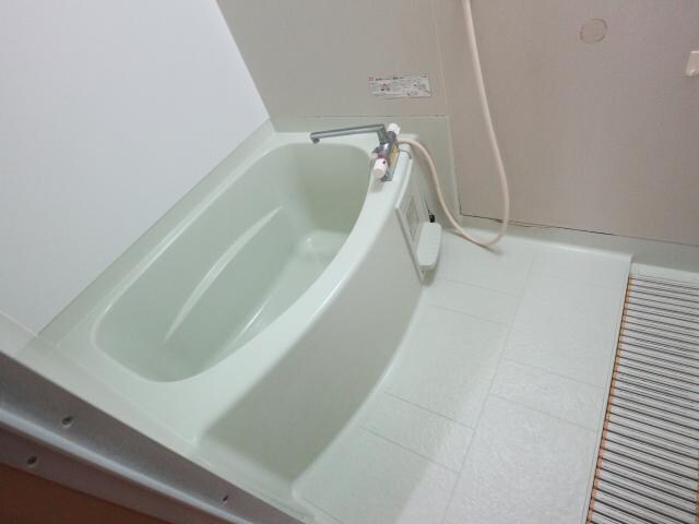 学園前駅 バス12分  松陽台2丁目下車：停歩5分 3階の物件内観写真