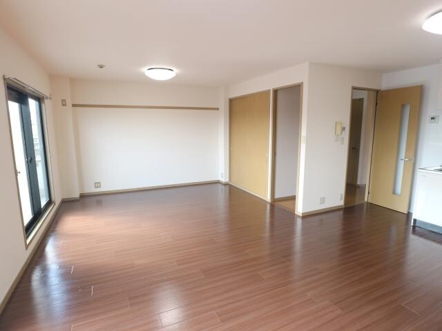 学園前駅 バス12分  松陽台2丁目下車：停歩5分 3階の物件内観写真