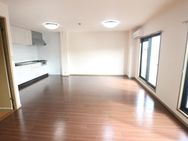 学園前駅 バス12分  松陽台2丁目下車：停歩5分 3階の物件内観写真