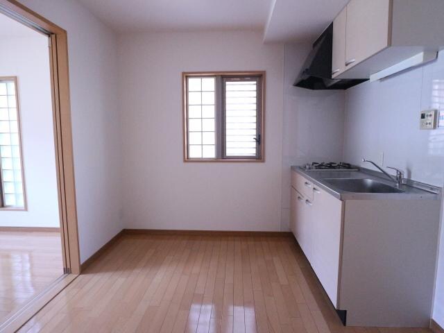 奈良県奈良市富雄北1丁目マンション 1階の物件内観写真