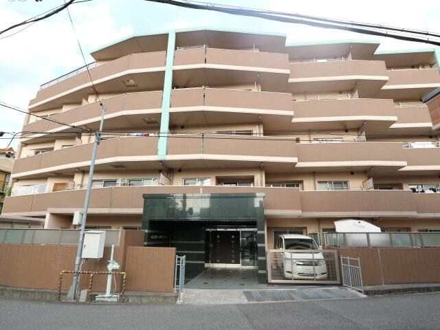 奈良県奈良市三碓１丁目の物件外観写真