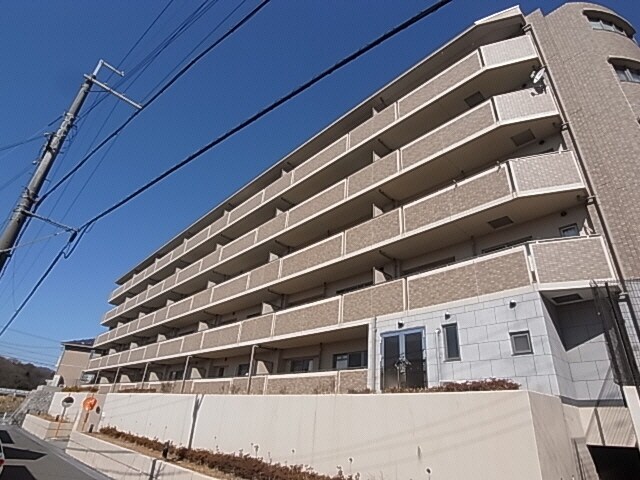 奈良県奈良市あやめ池南６丁目の物件外観写真