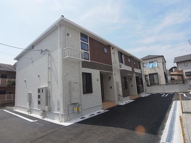 奈良県奈良市三碓６丁目の物件外観写真