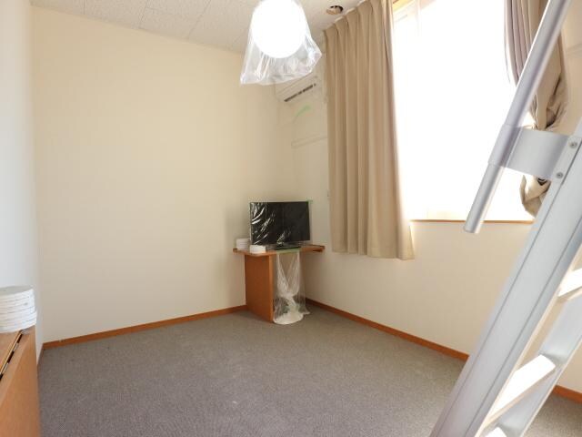 富雄駅 徒歩10分 2階の物件内観写真