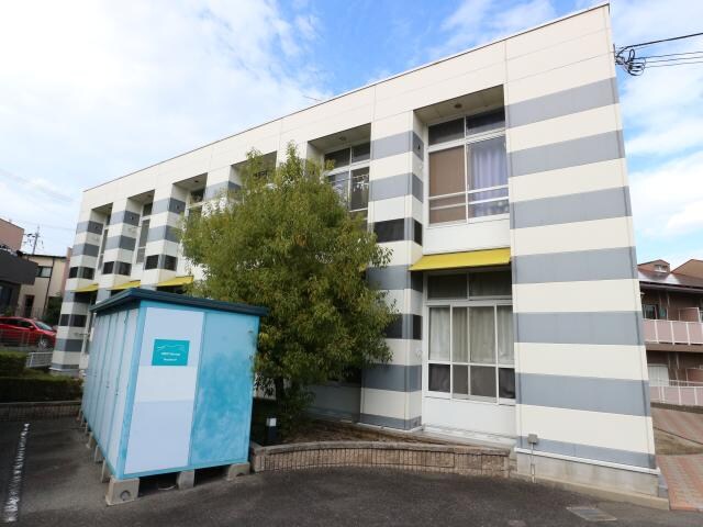 奈良県奈良市三碓６丁目の物件外観写真