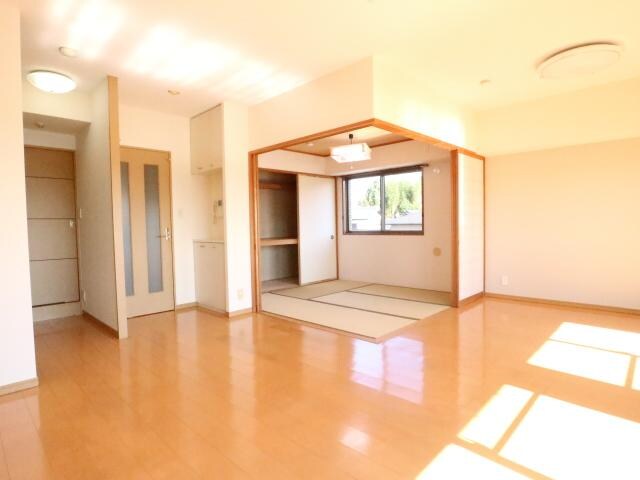 奈良県奈良市三碓1丁目マンション 5階の物件内観写真