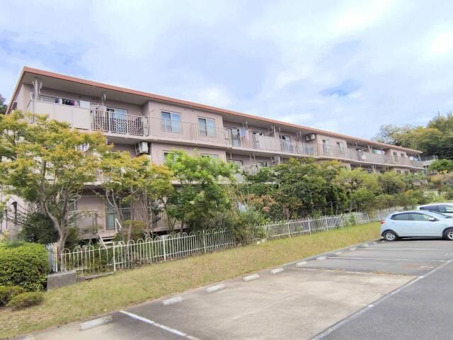 奈良県奈良市中山町西２丁目の物件外観写真