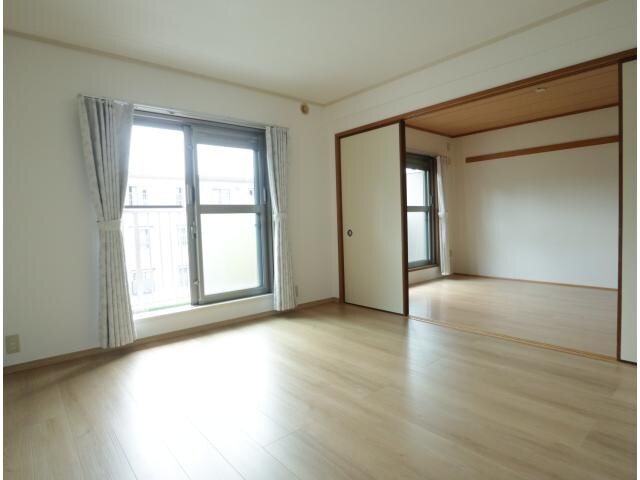 学園前駅 バス8分  中山町西二丁目下車：停歩5分 2階の物件内観写真