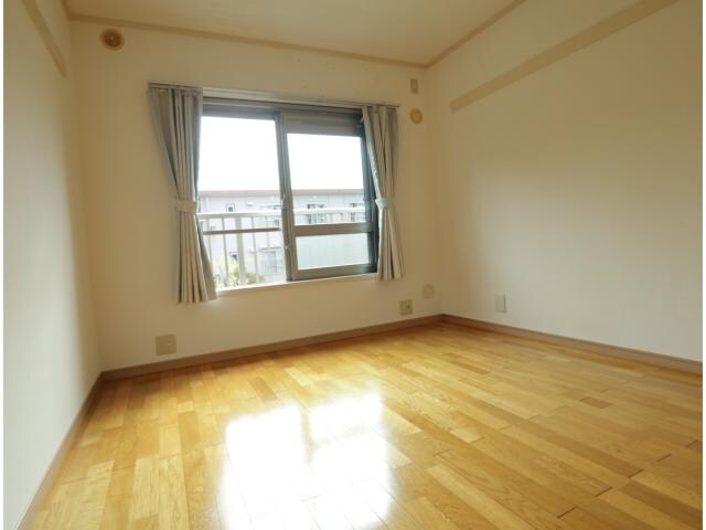 学園前駅 バス8分  中山町西二丁目下車：停歩5分 2階の物件内観写真