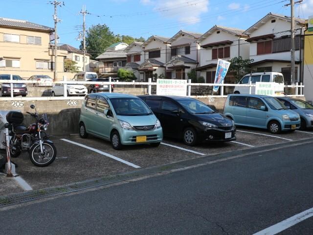 東生駒駅 徒歩5分 1階の物件外観写真