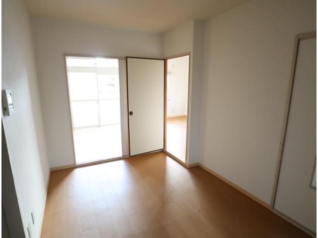 南生駒駅 徒歩4分 2階の物件内観写真