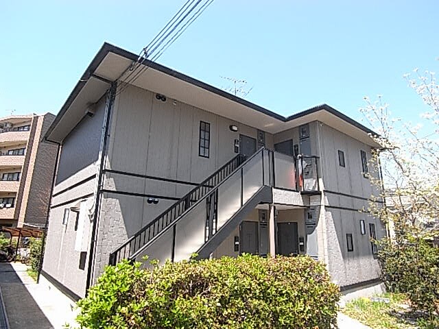 奈良県生駒市西松ケ丘の物件外観写真