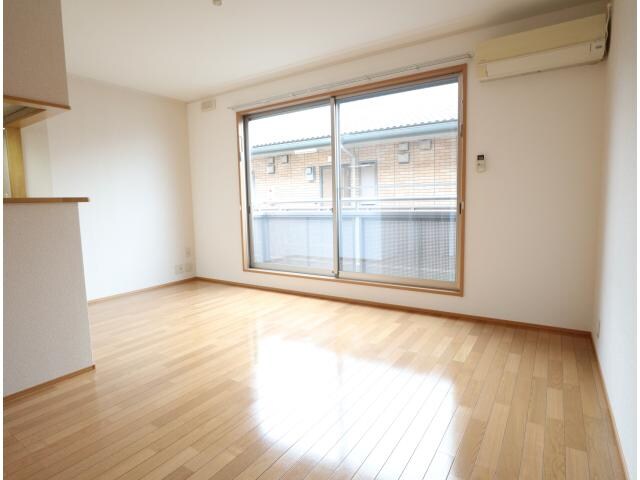 奈良県生駒市西旭ケ丘ハイツ 1階の物件内観写真