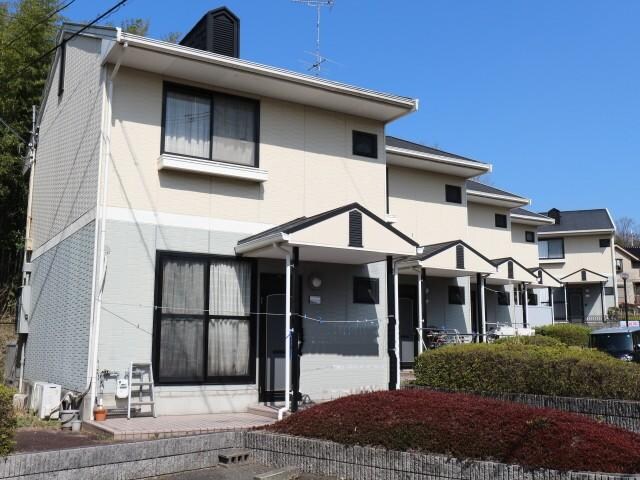 奈良県生駒市さつき台１丁目の物件外観写真