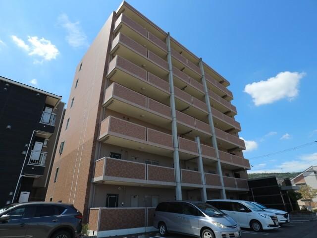 奈良県生駒市東松ケ丘の物件外観写真