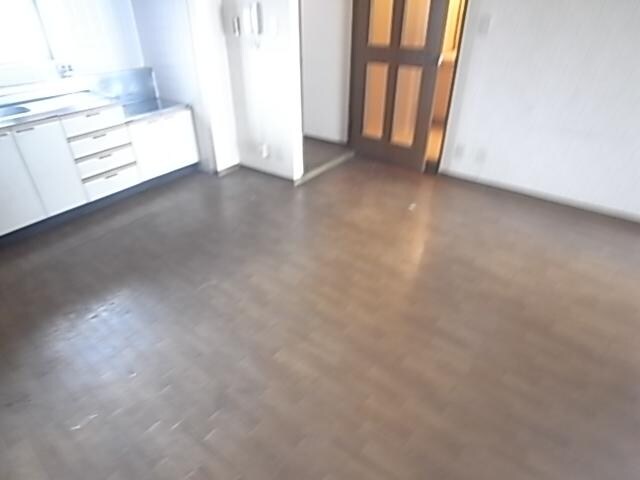 奈良県生駒市小瀬町マンション 3階の物件内観写真