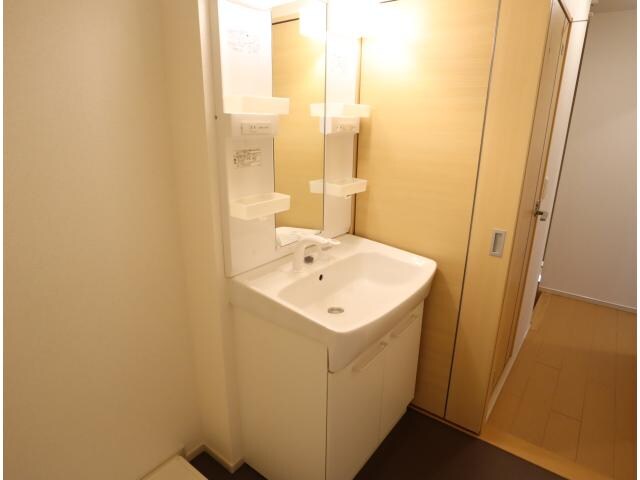 生駒駅 バス11分  稲倉下車：停歩3分 2階の物件内観写真