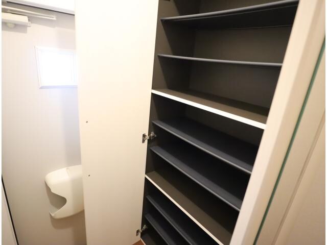 生駒駅 バス11分  稲倉下車：停歩3分 2階の物件内観写真