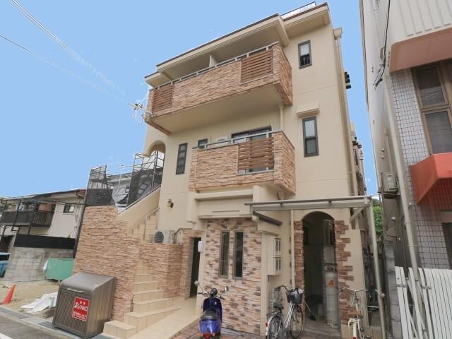 奈良県生駒市東生駒２丁目の物件外観写真