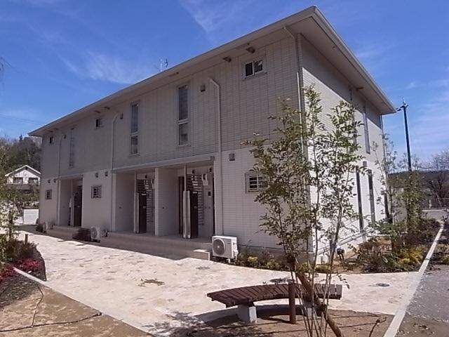 奈良県生駒市緑ケ丘の物件外観写真