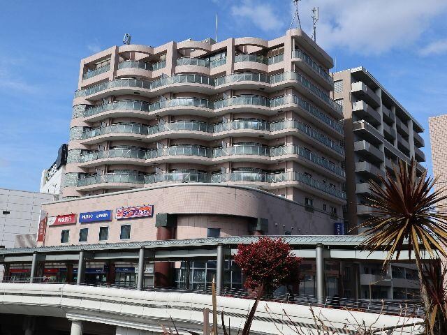 生駒駅 徒歩2分の物件外観写真