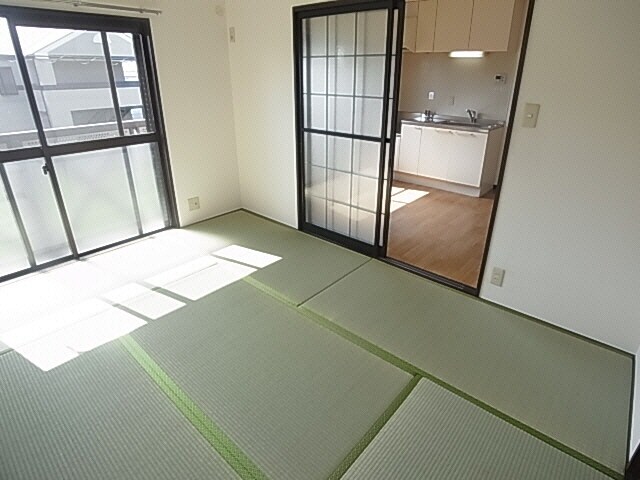 奈良駅 バス6分  大安寺下車：停歩3分 2階の物件内観写真