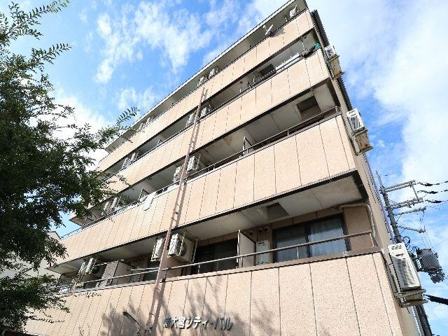 奈良県奈良市法蓮町の物件外観写真