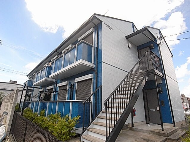 奈良県奈良市芝辻町２丁目の物件外観写真