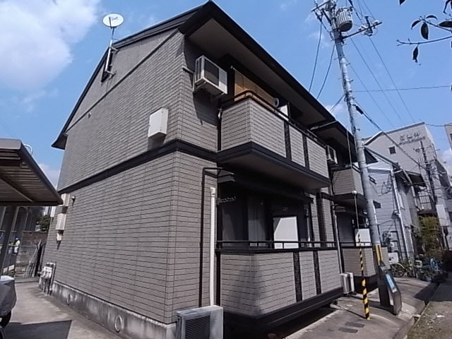 奈良県奈良市大宮町１丁目の物件外観写真