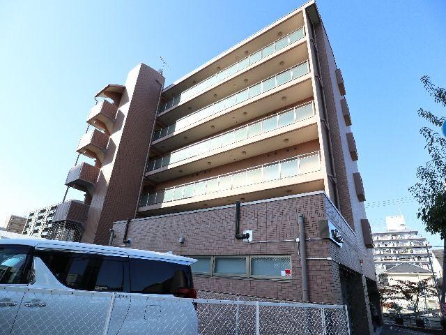 奈良駅 徒歩4分 3階の物件外観写真