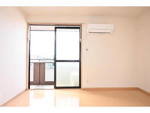 奈良駅 バス16分  大和ハウス前下車：停歩2分 2階の物件内観写真