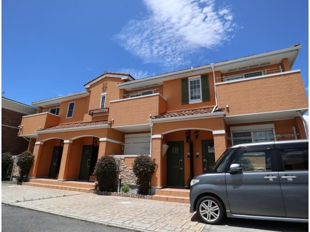 京都府木津川市木津瓦谷の物件外観写真