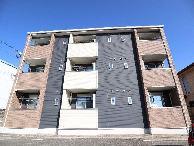 奈良駅 バス10分  大和ハウス前下車：停歩5分 3階の物件外観写真