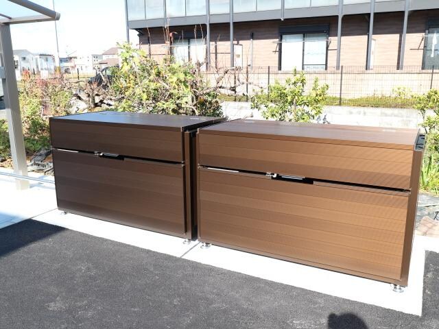 奈良駅 バス7分  神殿下車：停歩7分 1階の物件外観写真