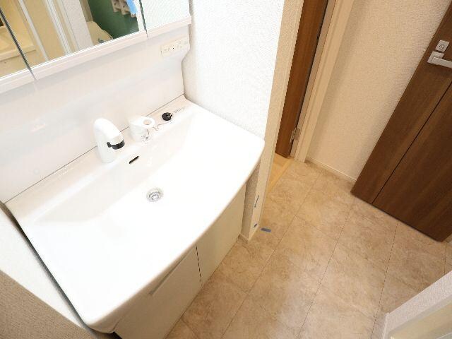 近鉄奈良駅 バス13分  宮の森東口下車：停歩2分 1階の物件内観写真