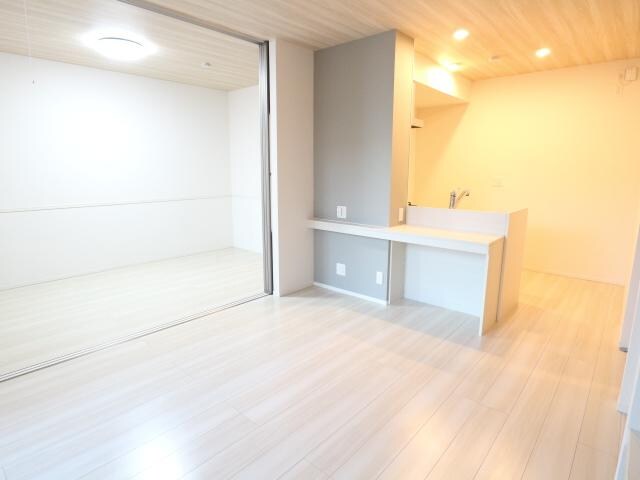 奈良県奈良市北市町ハイツ 1階の物件内観写真