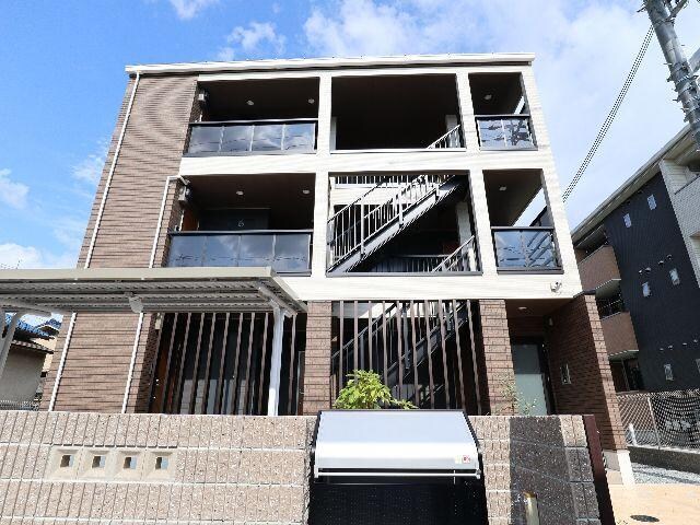 近鉄奈良駅 バス15分  三条大路2丁目下車：停歩3分 3階の物件外観写真