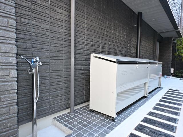 奈良駅 徒歩5分 2階の物件外観写真