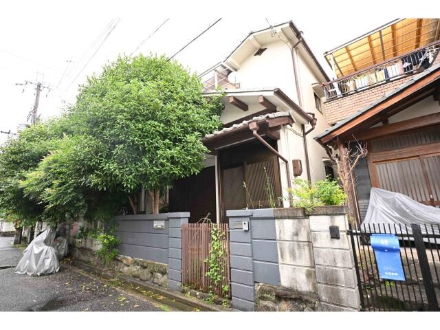 奈良県奈良市南紀寺町４丁目の物件外観写真