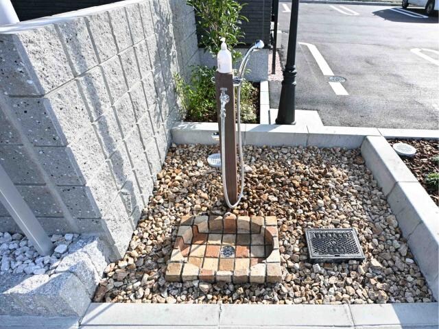 奈良駅 バス10分  宮の森町西口下車：停歩5分 1階の物件外観写真