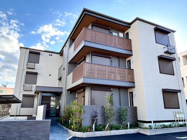 奈良県奈良市内侍原町の物件外観写真