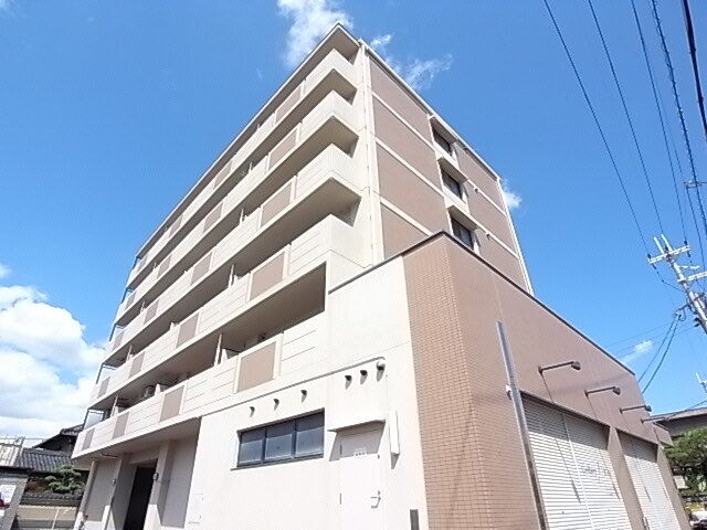 五位堂駅 徒歩2分の物件外観写真