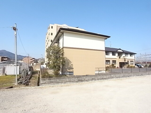 五位堂駅 徒歩5分 1階の物件外観写真