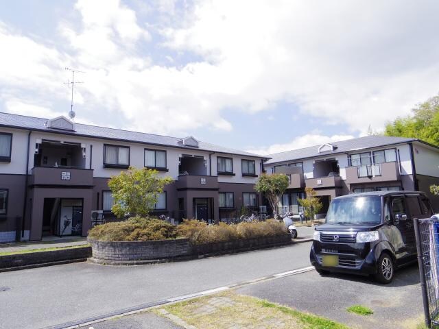 奈良県大和郡山市小泉町の物件外観写真