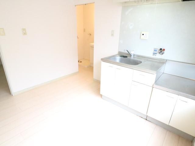 大和小泉駅 徒歩3分 2階の物件内観写真