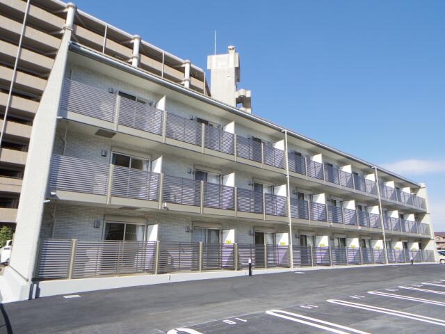 九条駅 徒歩3分の物件外観写真