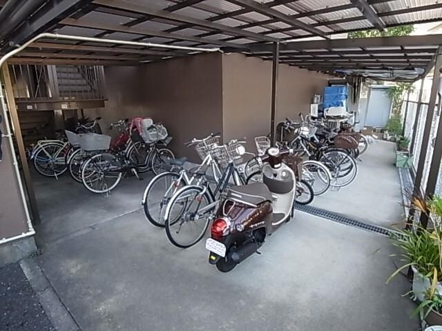 尼ケ辻駅 徒歩2分 2階の物件外観写真